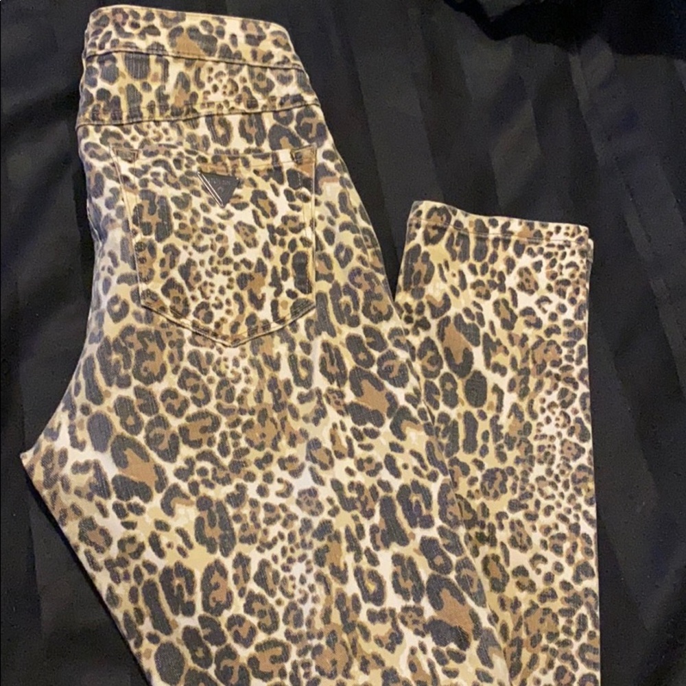 Guess brittney skinny leopard print jeans 26